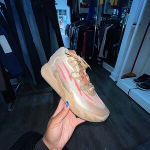 Puma Chinese New Year 🧧 Sneakers - Tan and Orange